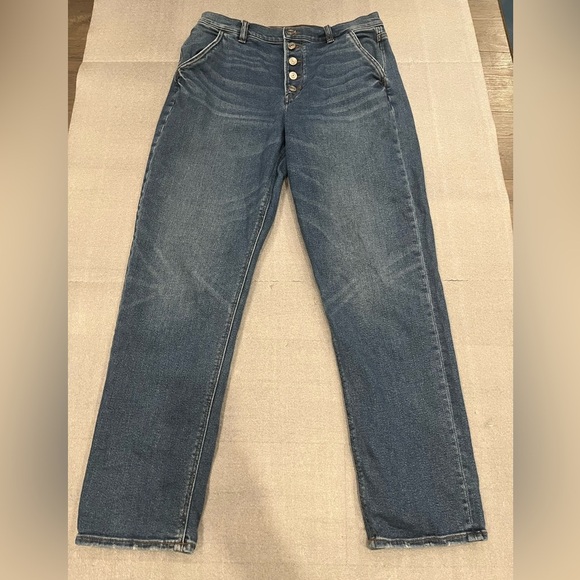 [US10L]American Eagle Stretch Mom Jeans Button Fly Classic Blue Denim Jeans - Picture 1 of 10